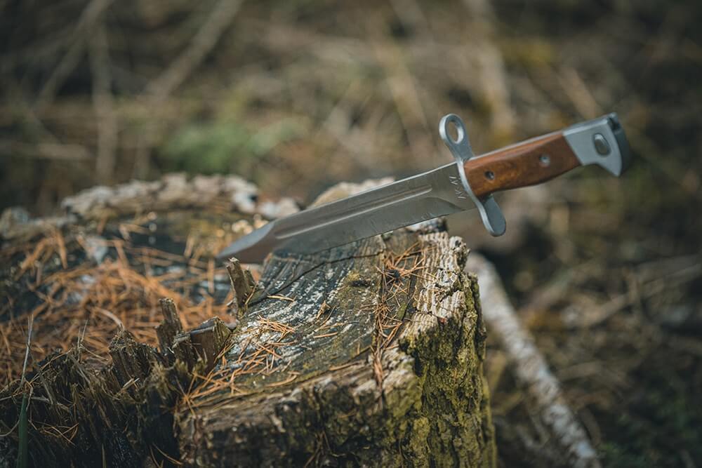 What is a Fixed Blade Knife