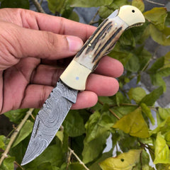 Collection image for: Damascus Knives