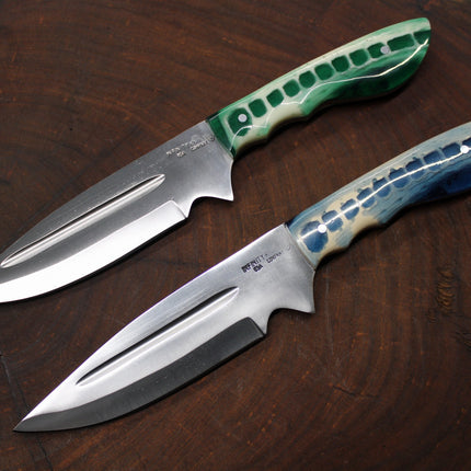 Alligator Jaw Fixed Blade